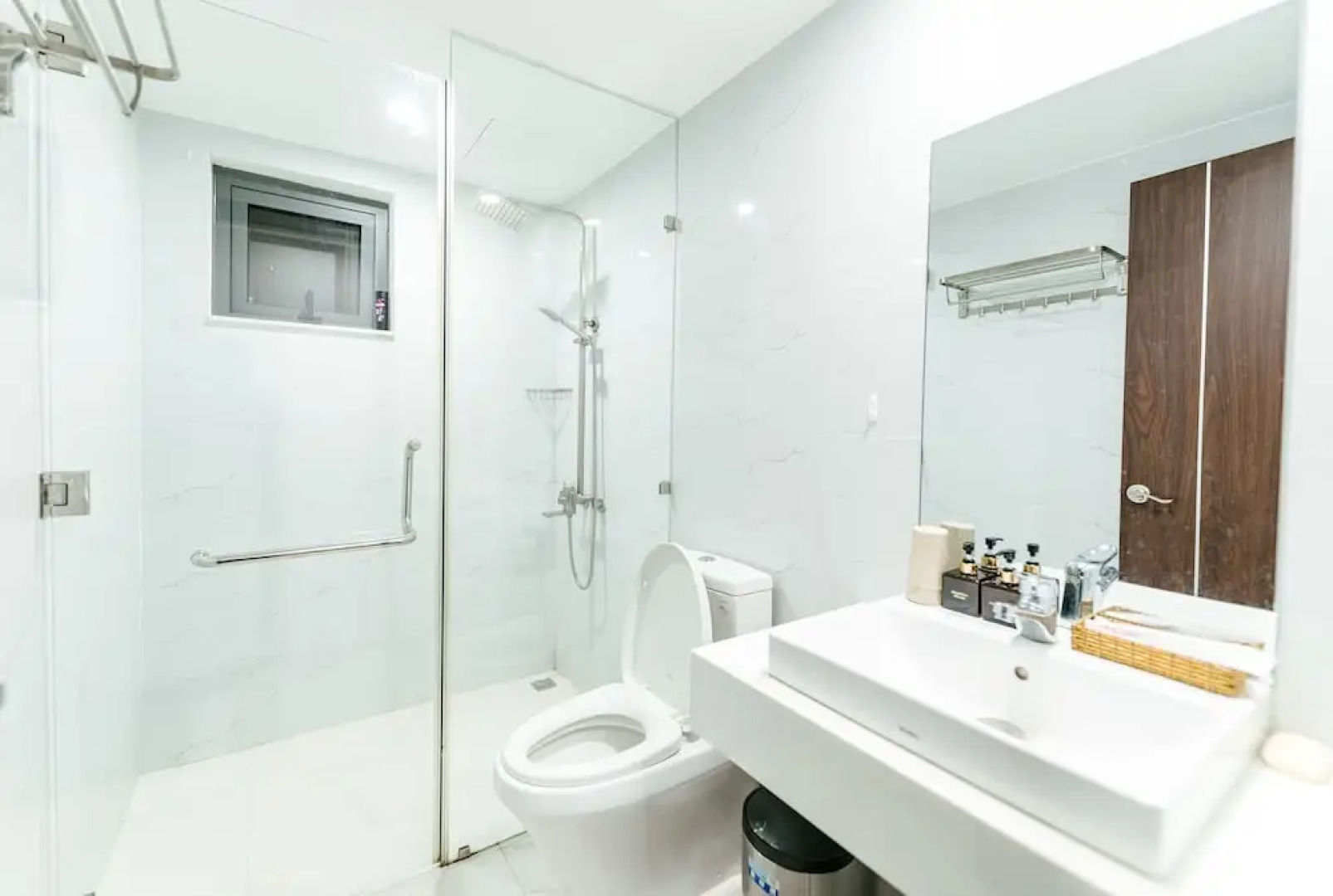 SWEDEN Hotel and Apartment