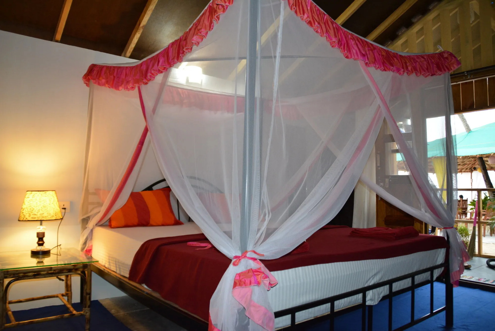 Roundcube Beach Bungalows