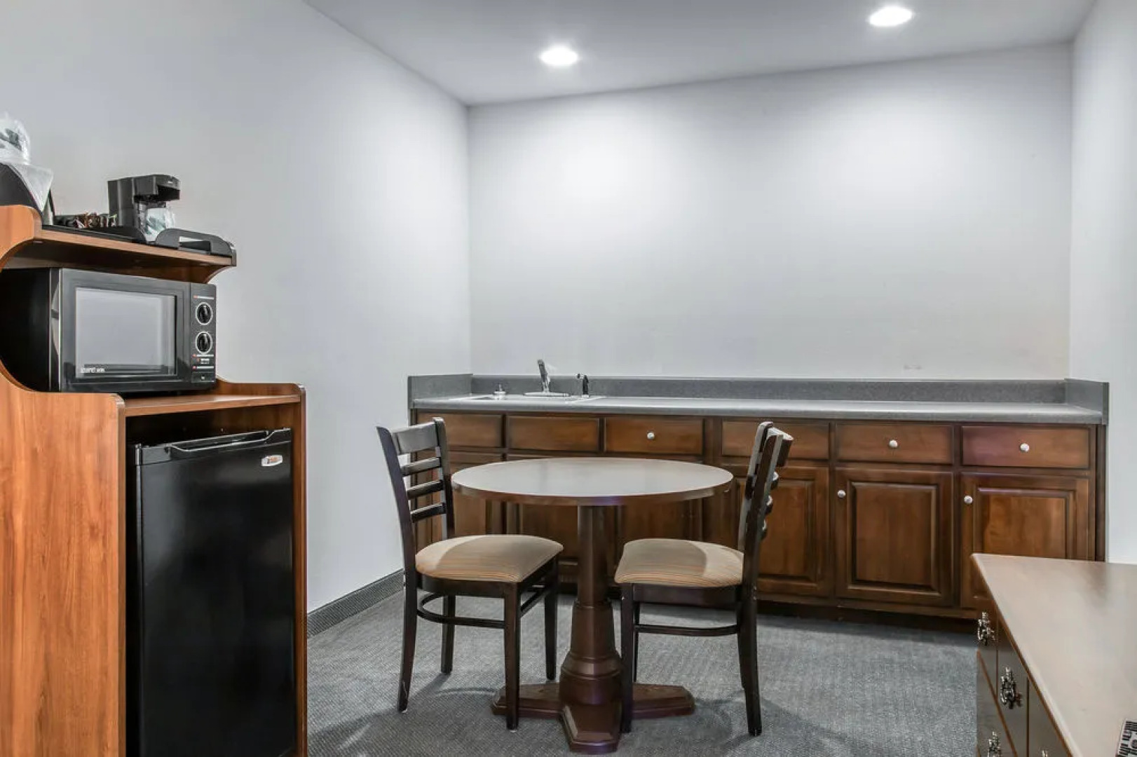 Econo Lodge Inn & Suites Demopolis