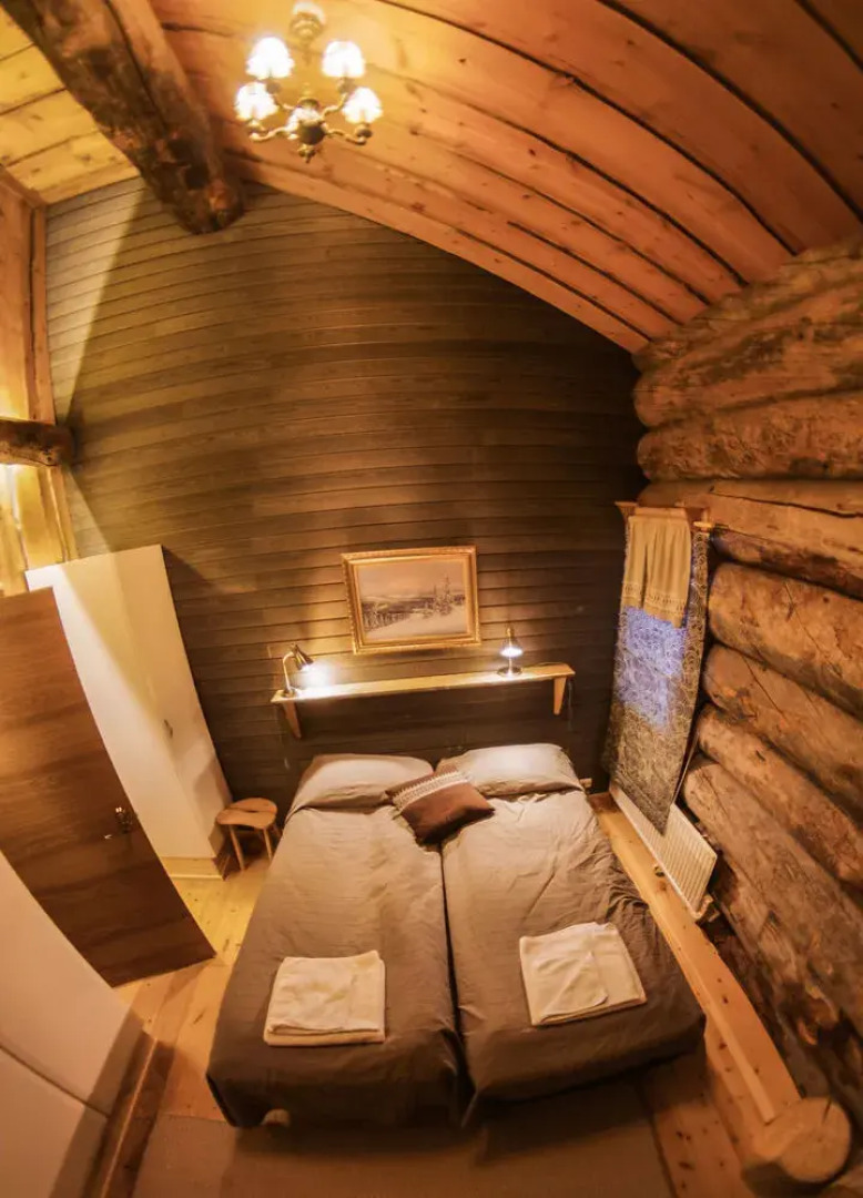 Kuukkeli Hirvas Suite