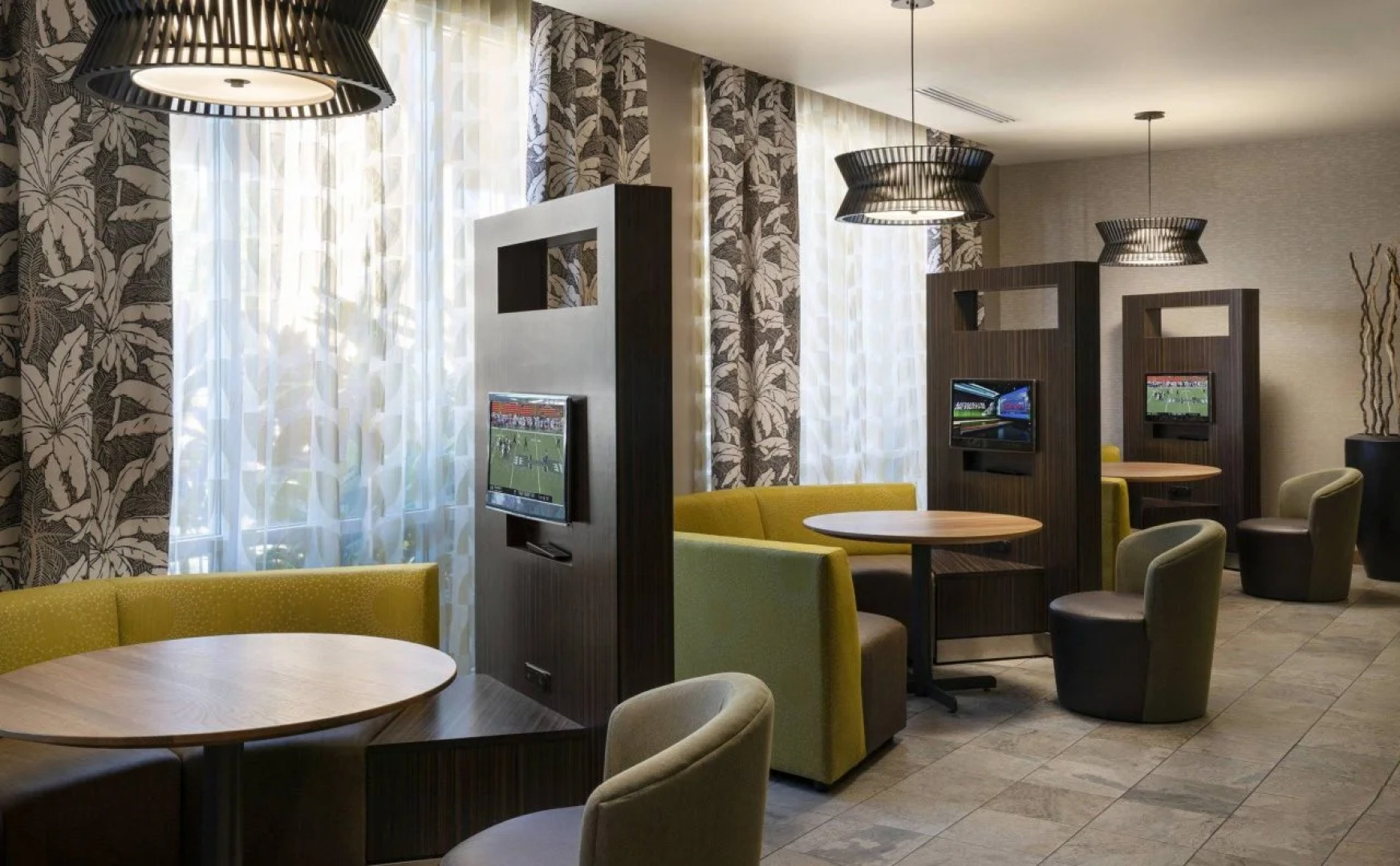 Courtyard Maui Kahului Airport