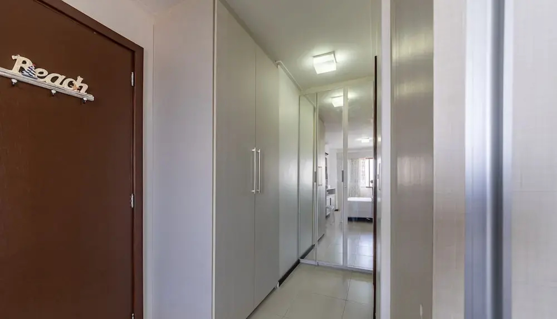 Apto Beira Mar com Vista e Pé na Areia