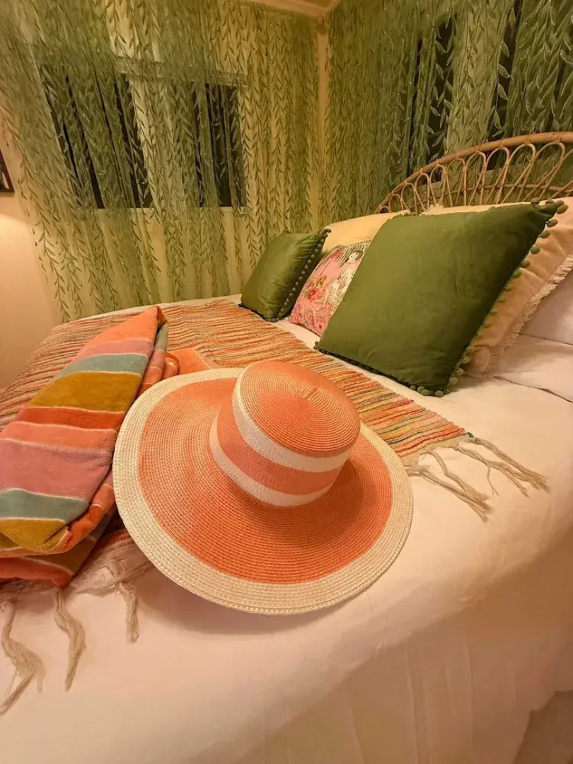 4 Bedroom Studio Luxury Suite