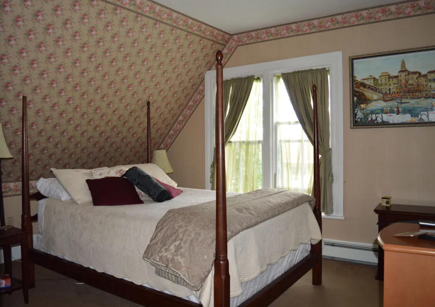 Ascendence Halifax Bed & Breakfast