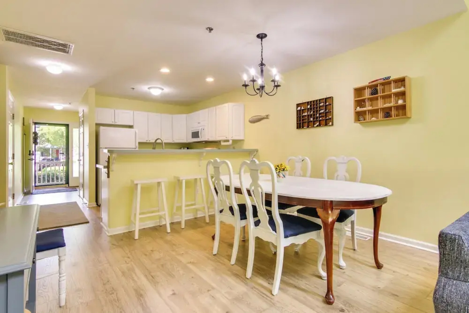 Beach & Pool Access: Ocean Pines Coastal Cottage!