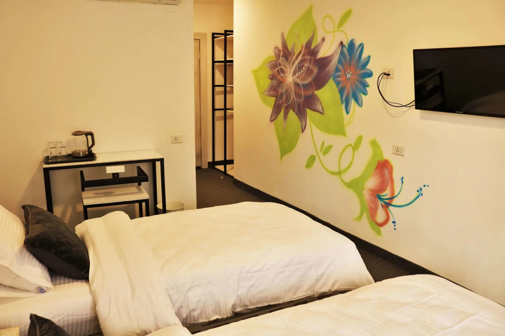 Nomads Hotel - Hostel