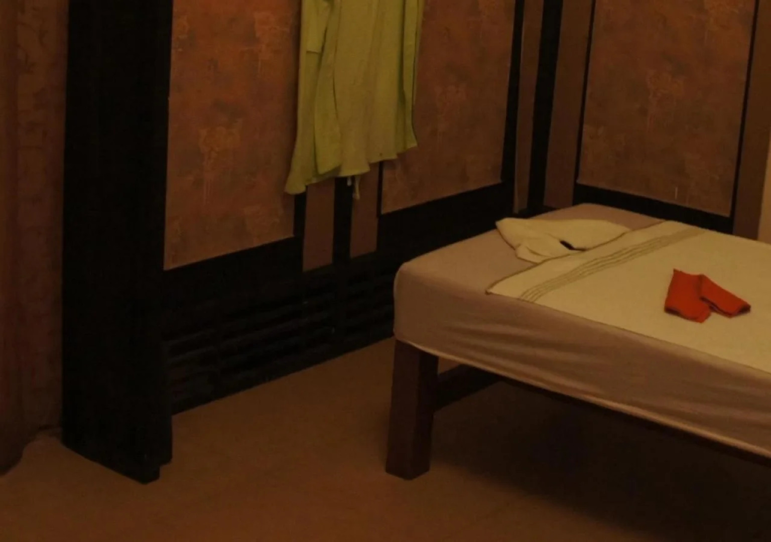 Valentine Park Hotel