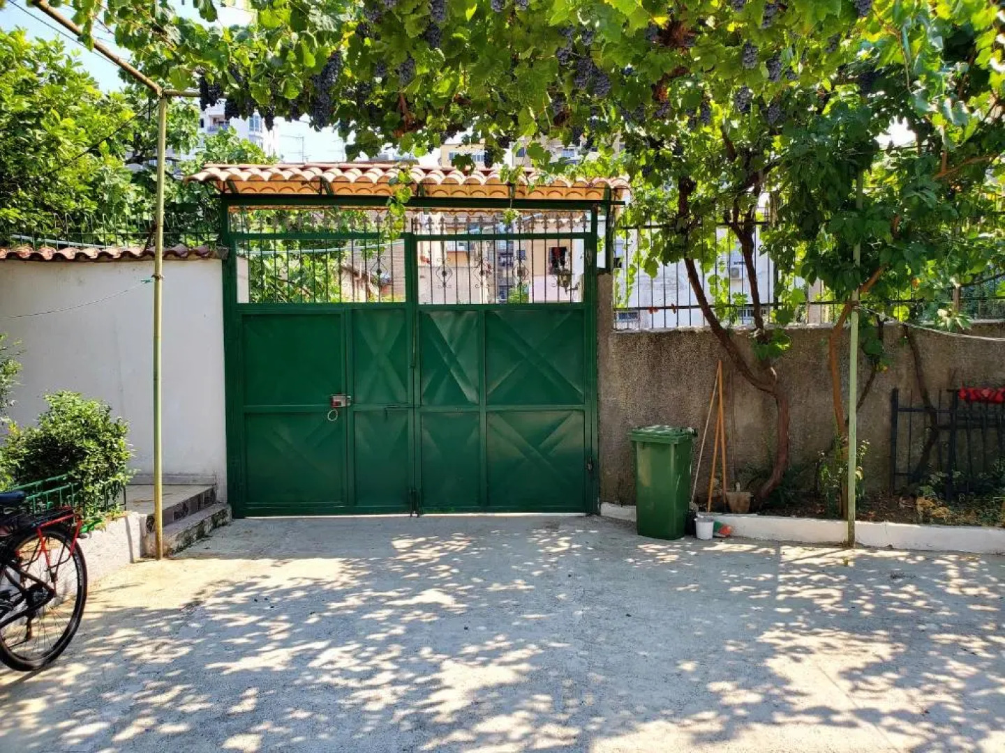 Unique Traditional House, hosted by J&G