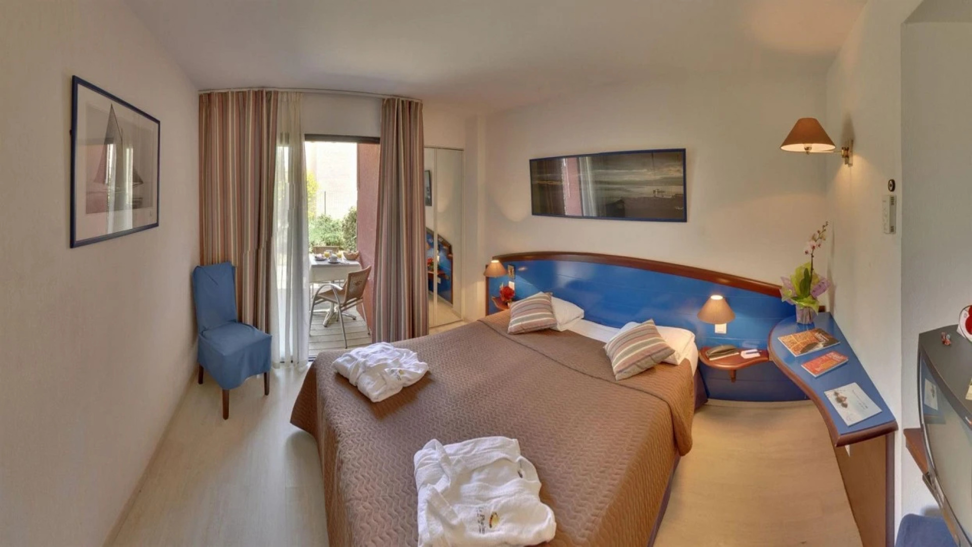 Hotel Phoebus Garden & Spa