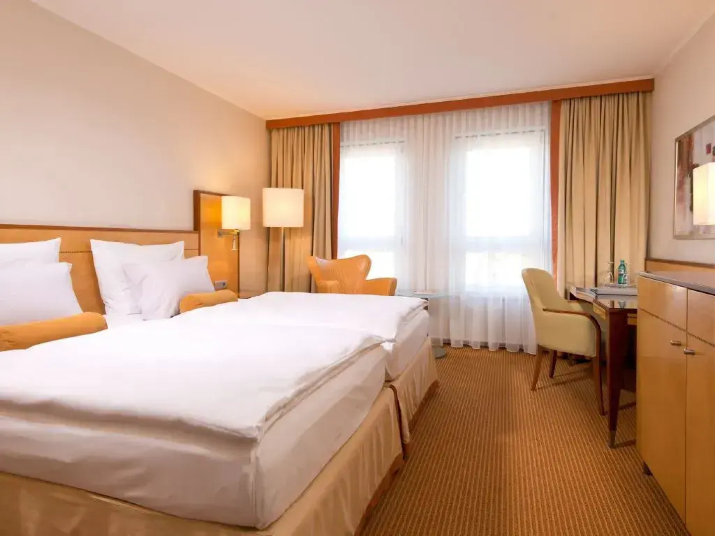 Отель The Q - Quadro City Hotel