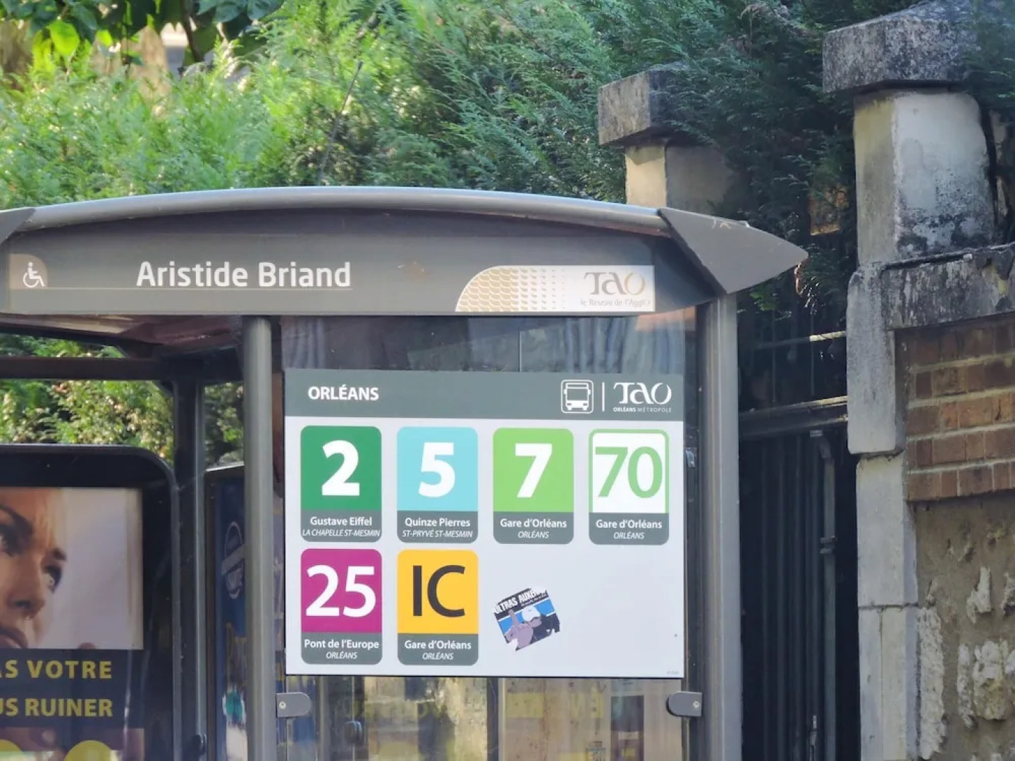 Apartment With one Bedroom in Orléans