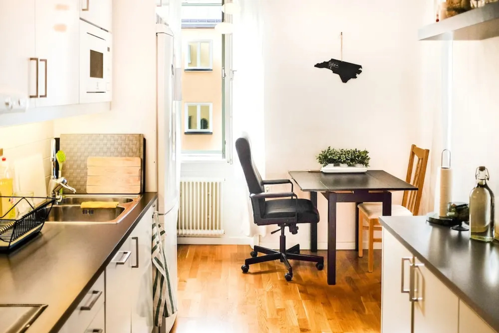 Comfortable Studio Apartment - Midsommarkransen