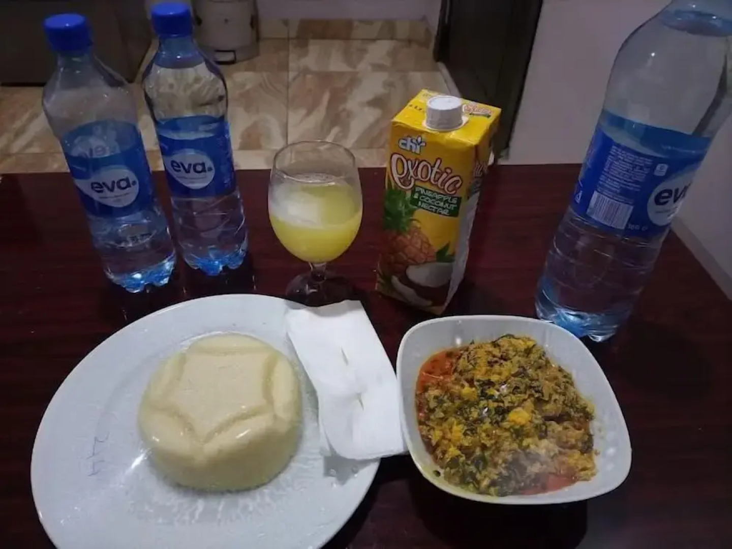 Castle De White House Hotel