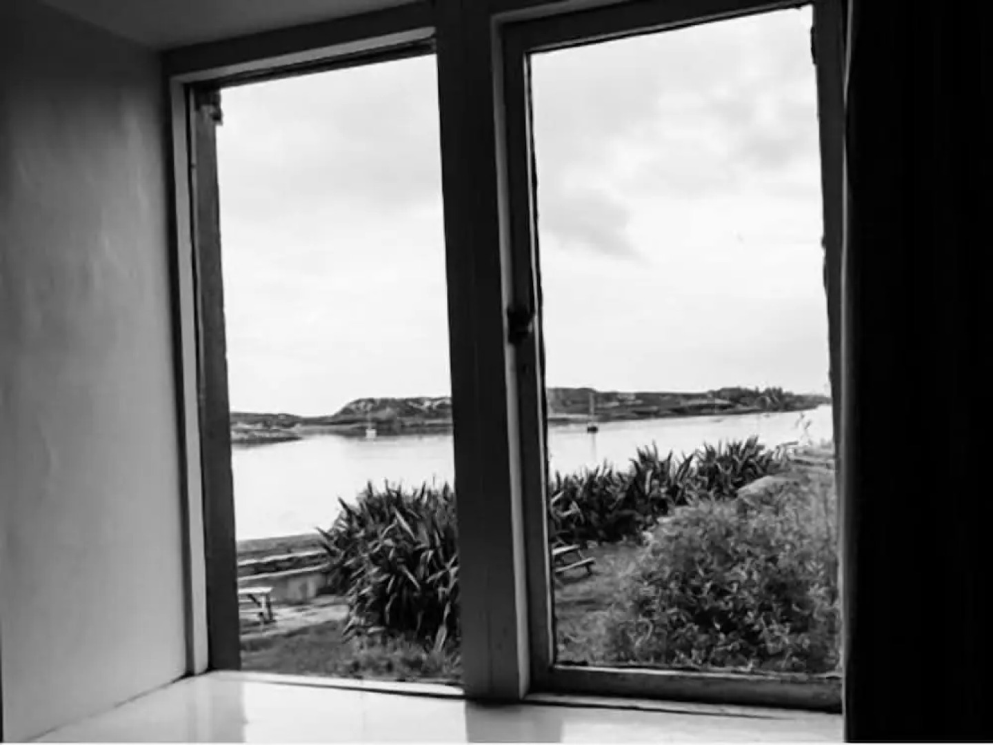 The Beach Day's Bar & B&B