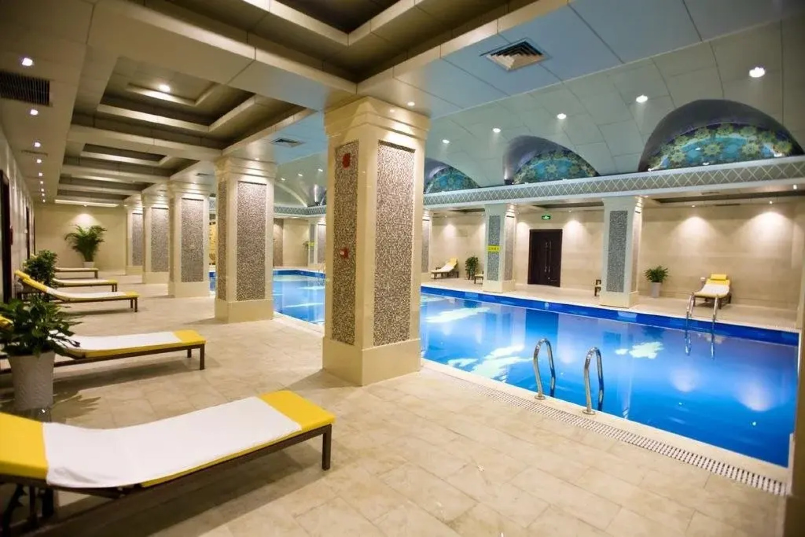 Zhongcheng Holiday Hotel