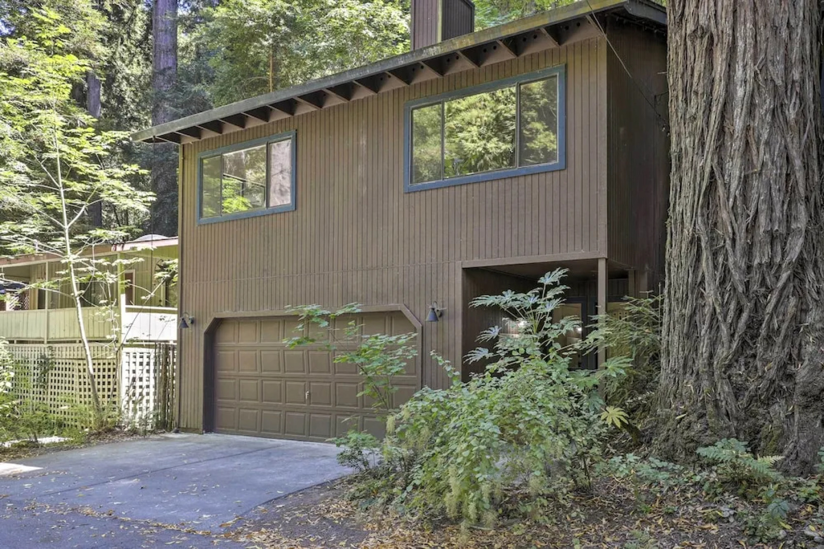 Tranquil Guerneville Home w/ Redwood Views