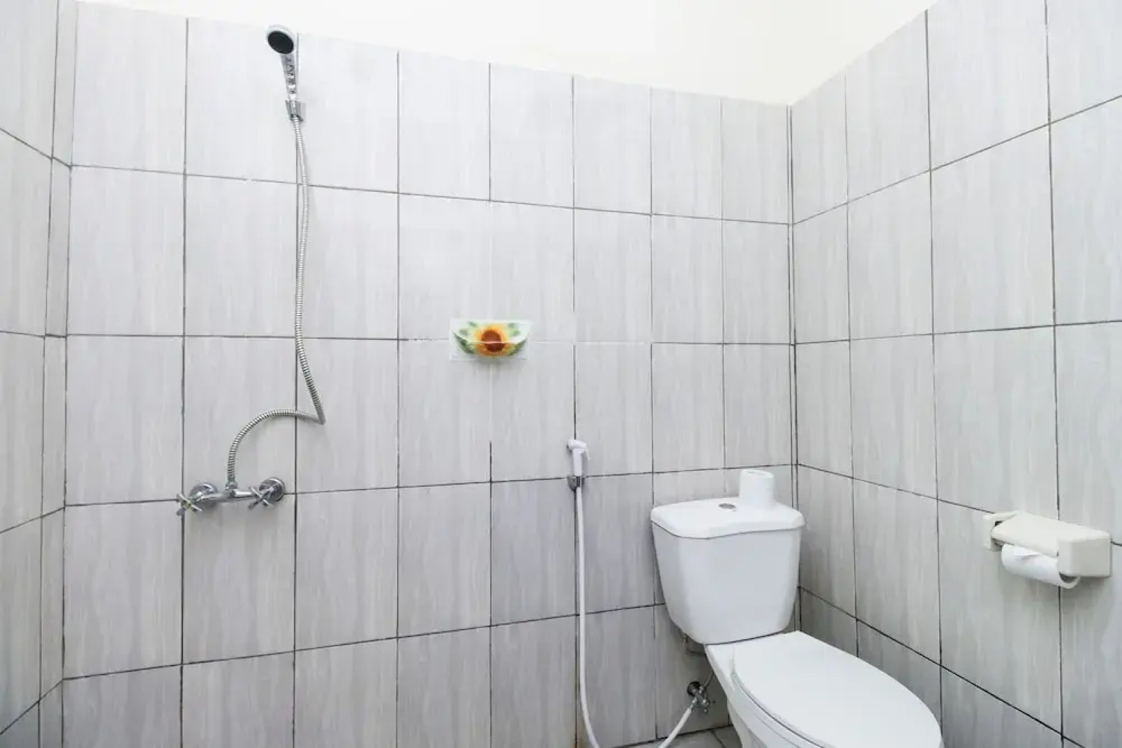 Airy Batu Layar Raya Senggigi 2 Lombok