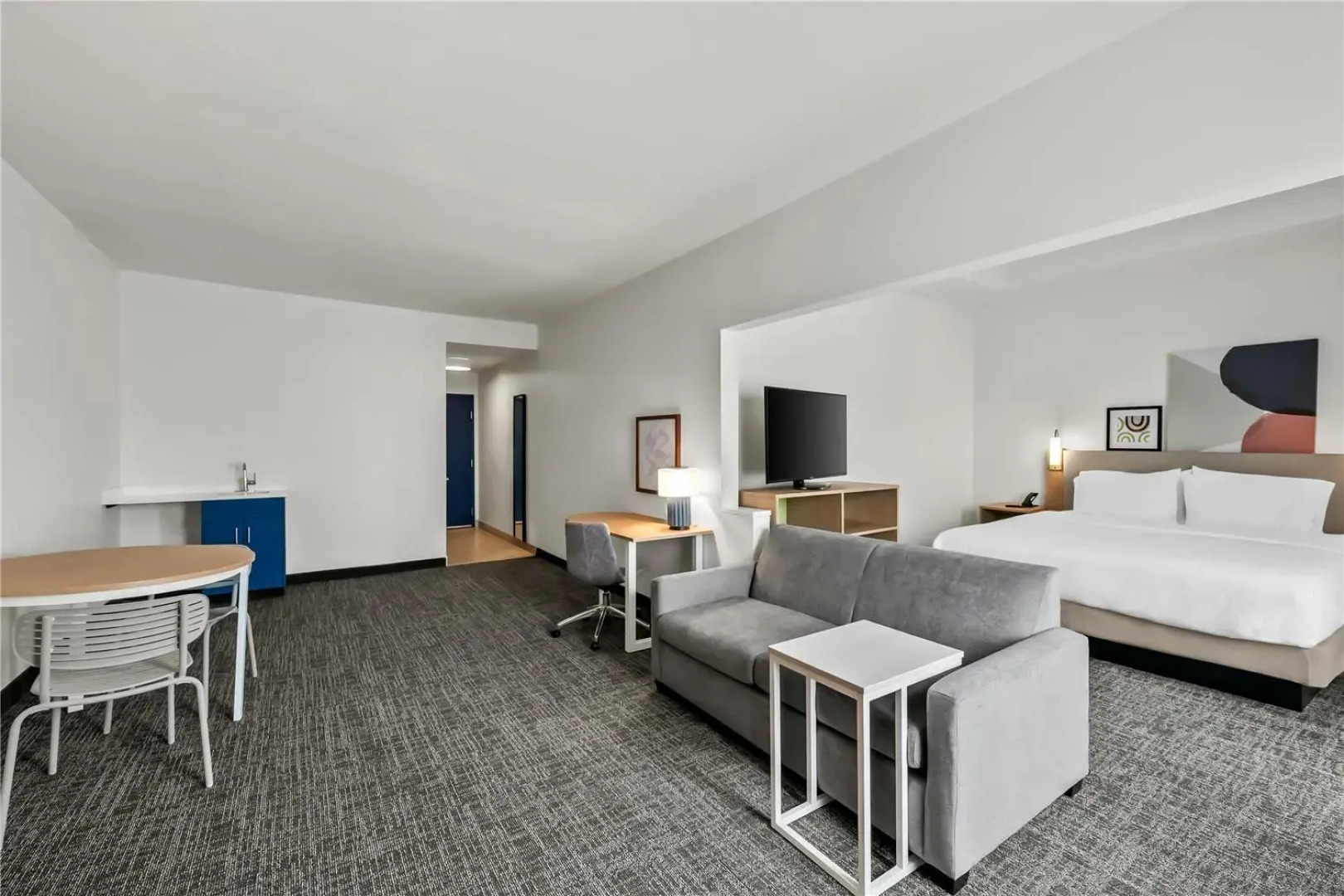 Holiday Inn Express & Suites Fayetteville Nw-Spring Lake