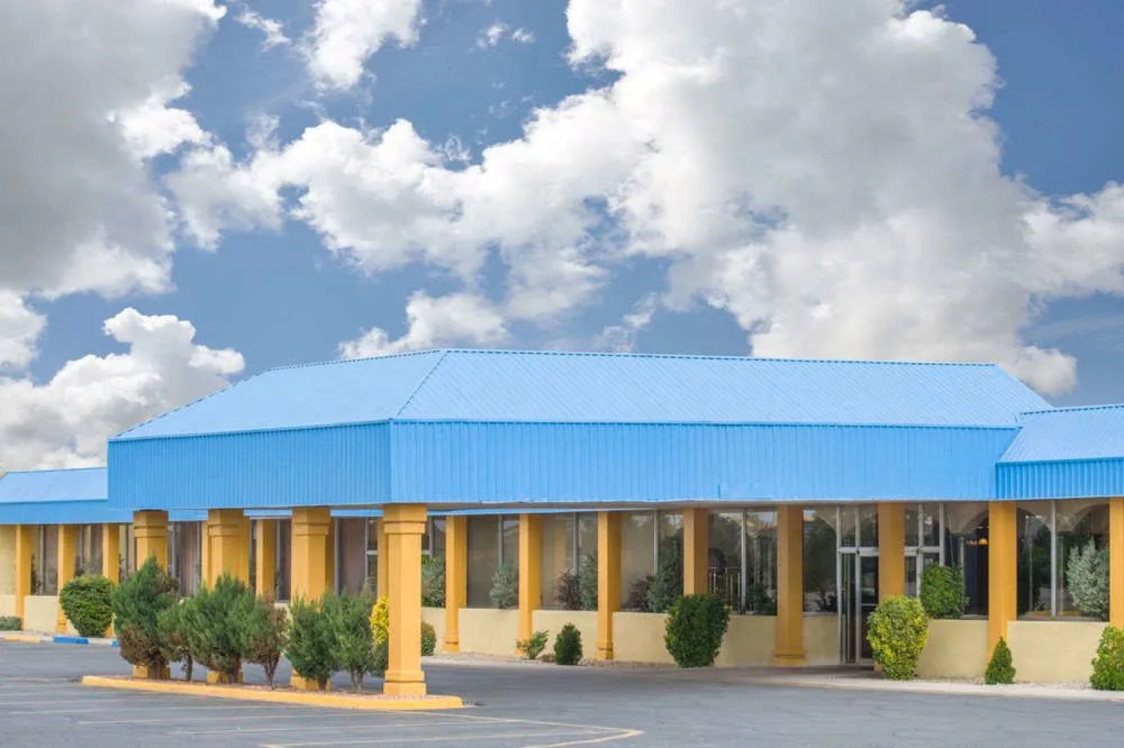 Days Inn & Suites Clovis