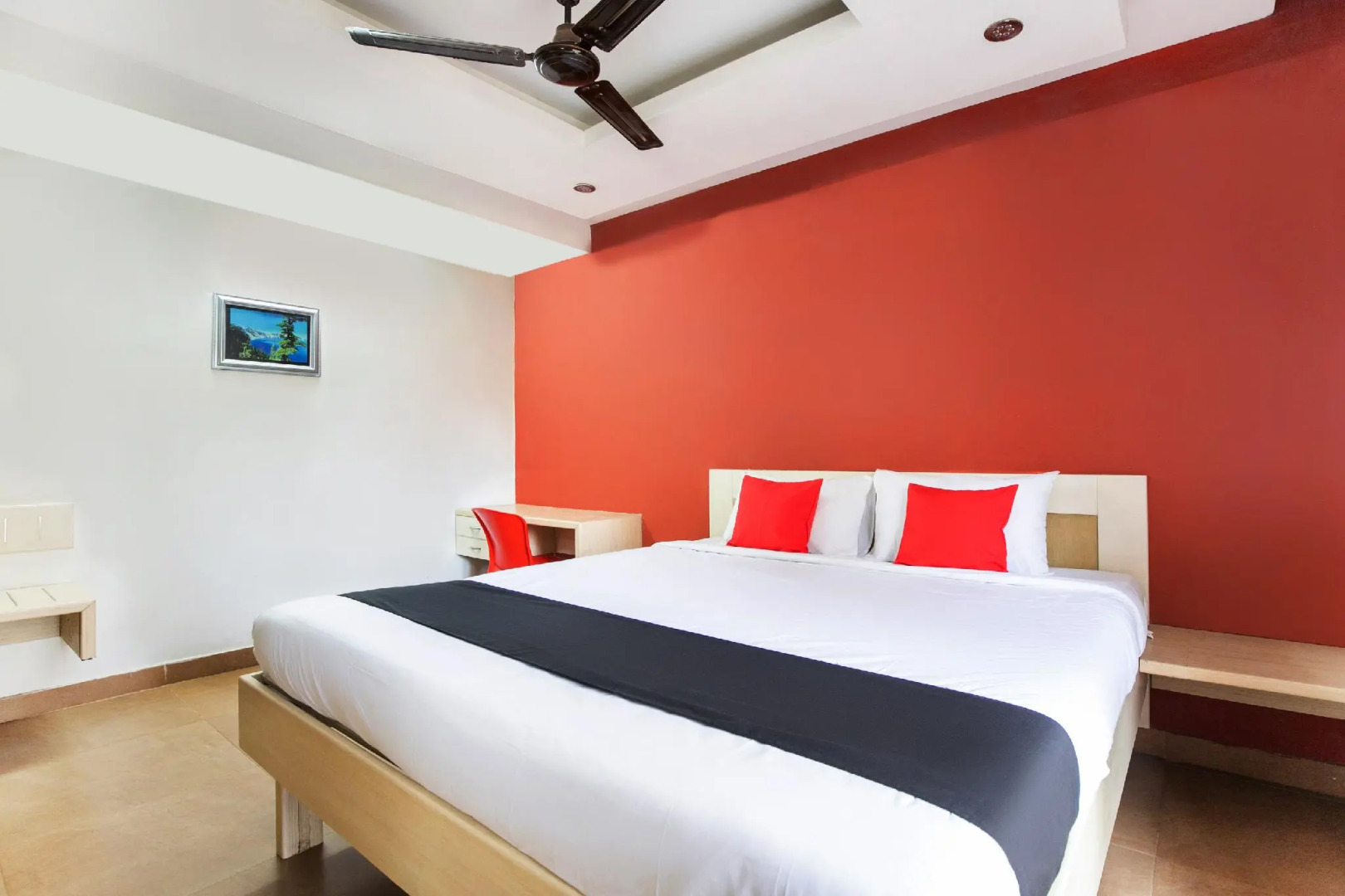 Collection O 71603 Hotel Highway Grand