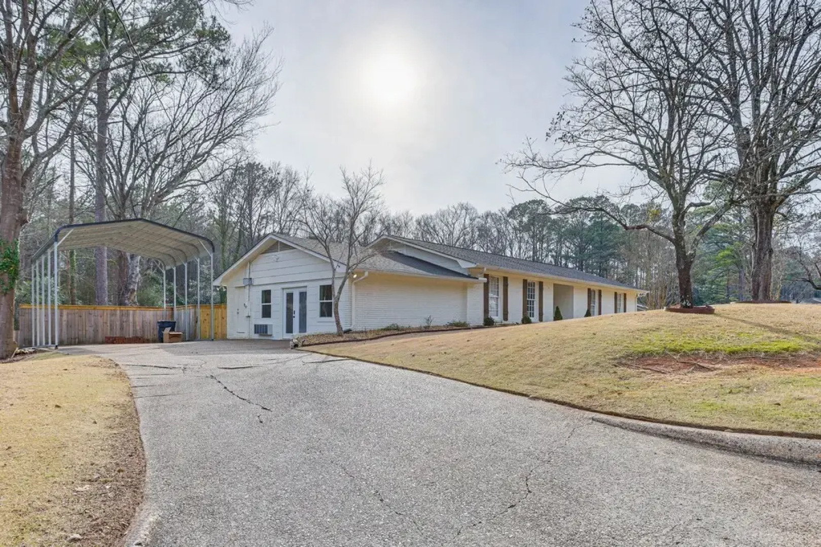 Stylish Home w/ Pool, 5 Mi to Bryant-denny Stadium