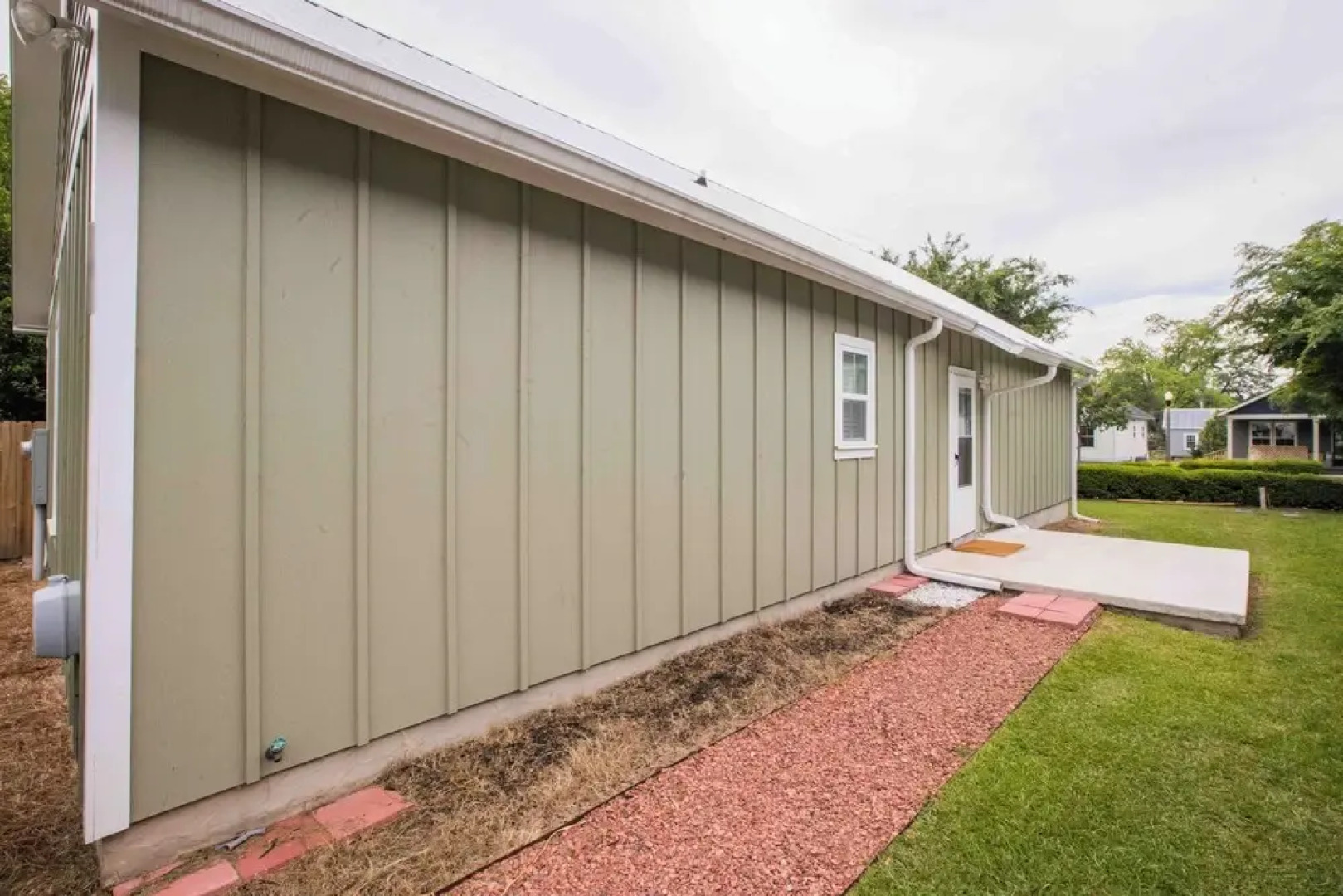 Chic Thomasville Home: Walk to Downtown!