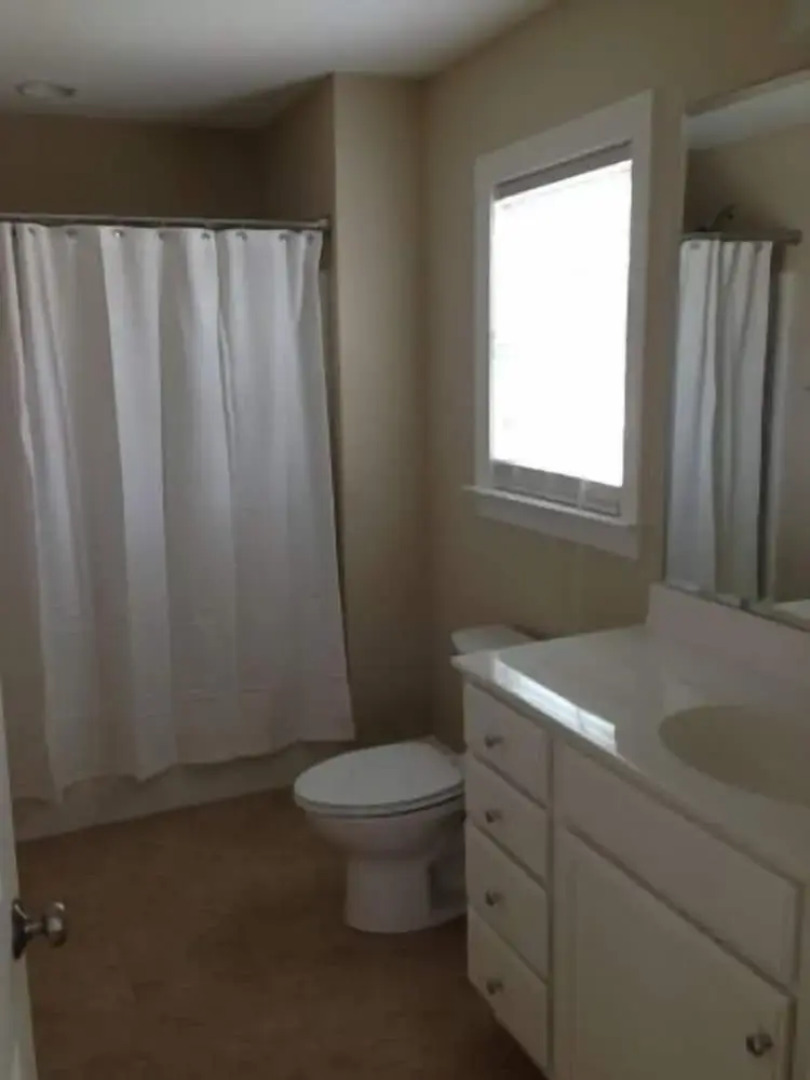 Fishers By The Sea 4 Bedroom Home by RedAwning