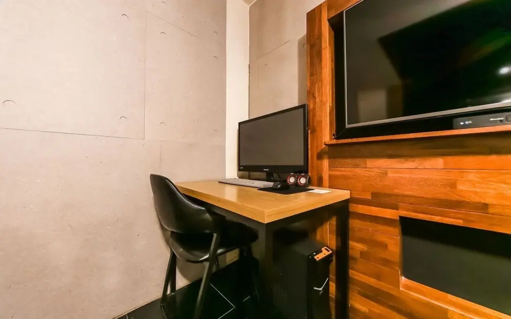 Gyeongsan Evian Hotel (EVIAN HOTEL)