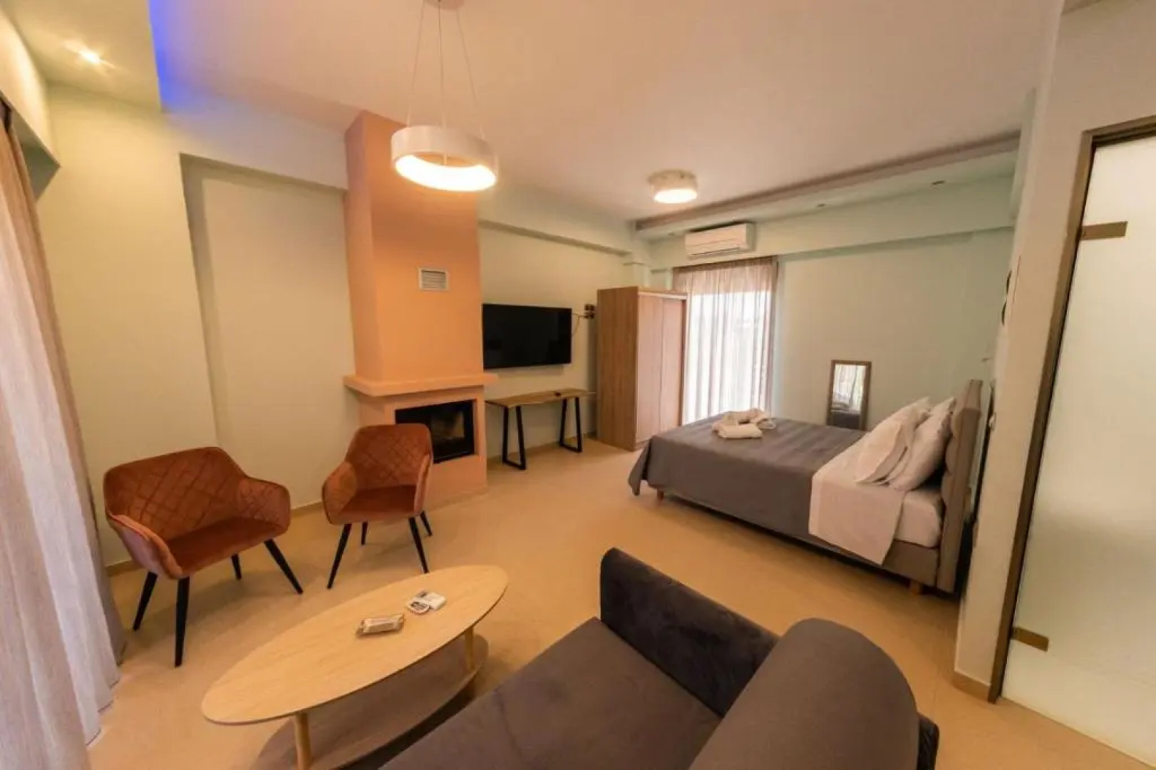 Nicolas Luxury Suites