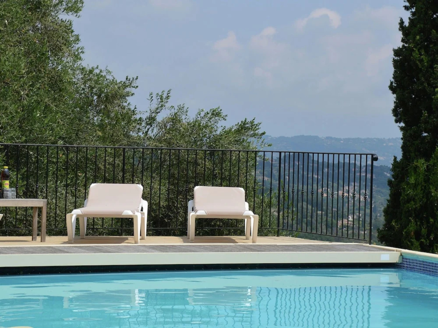 Modern Villa with Private Pool in Cabris