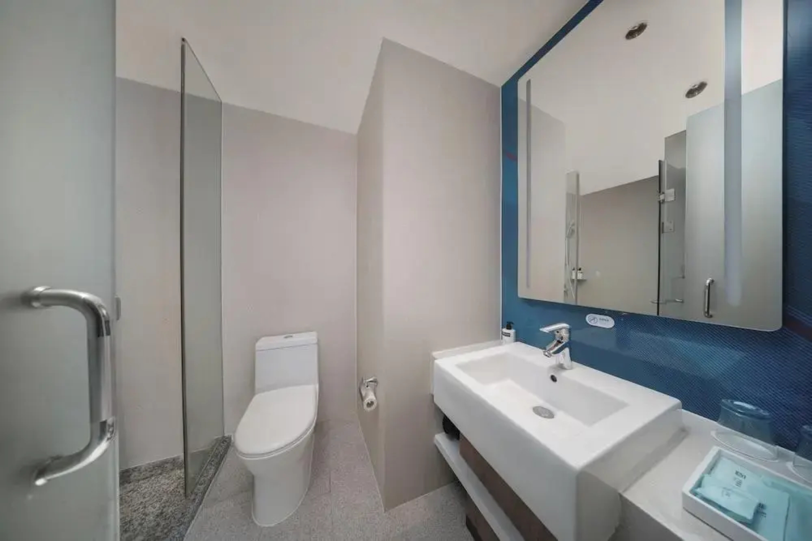 Holiday Inn Express Zhengzhou Garden Road by IHG