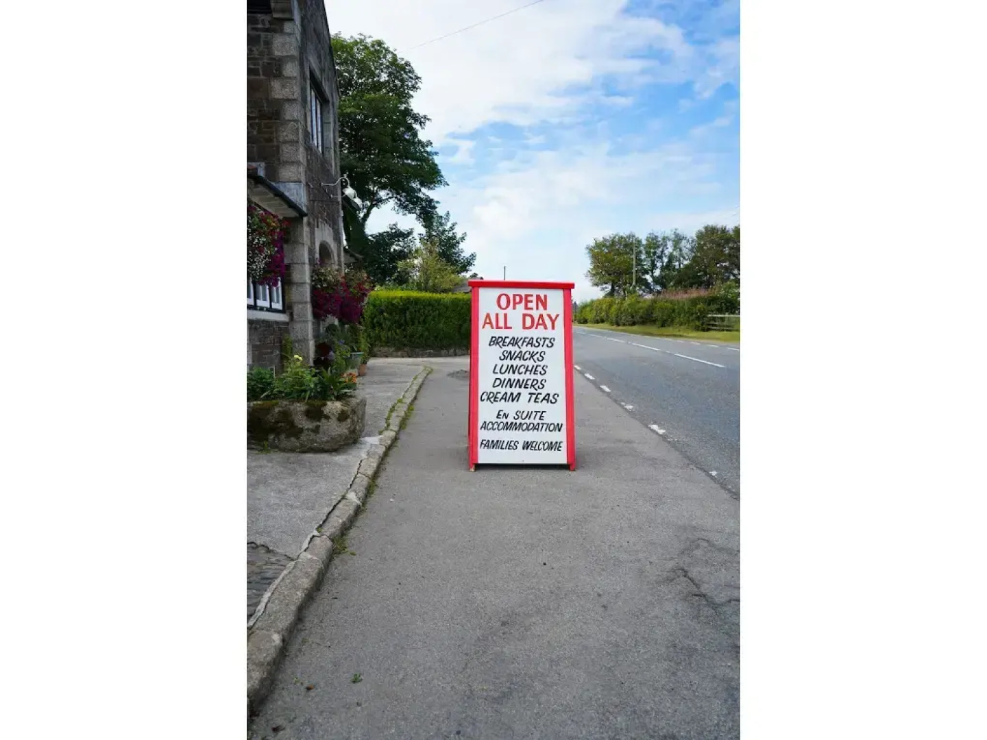 The Fox & Hounds Hotel