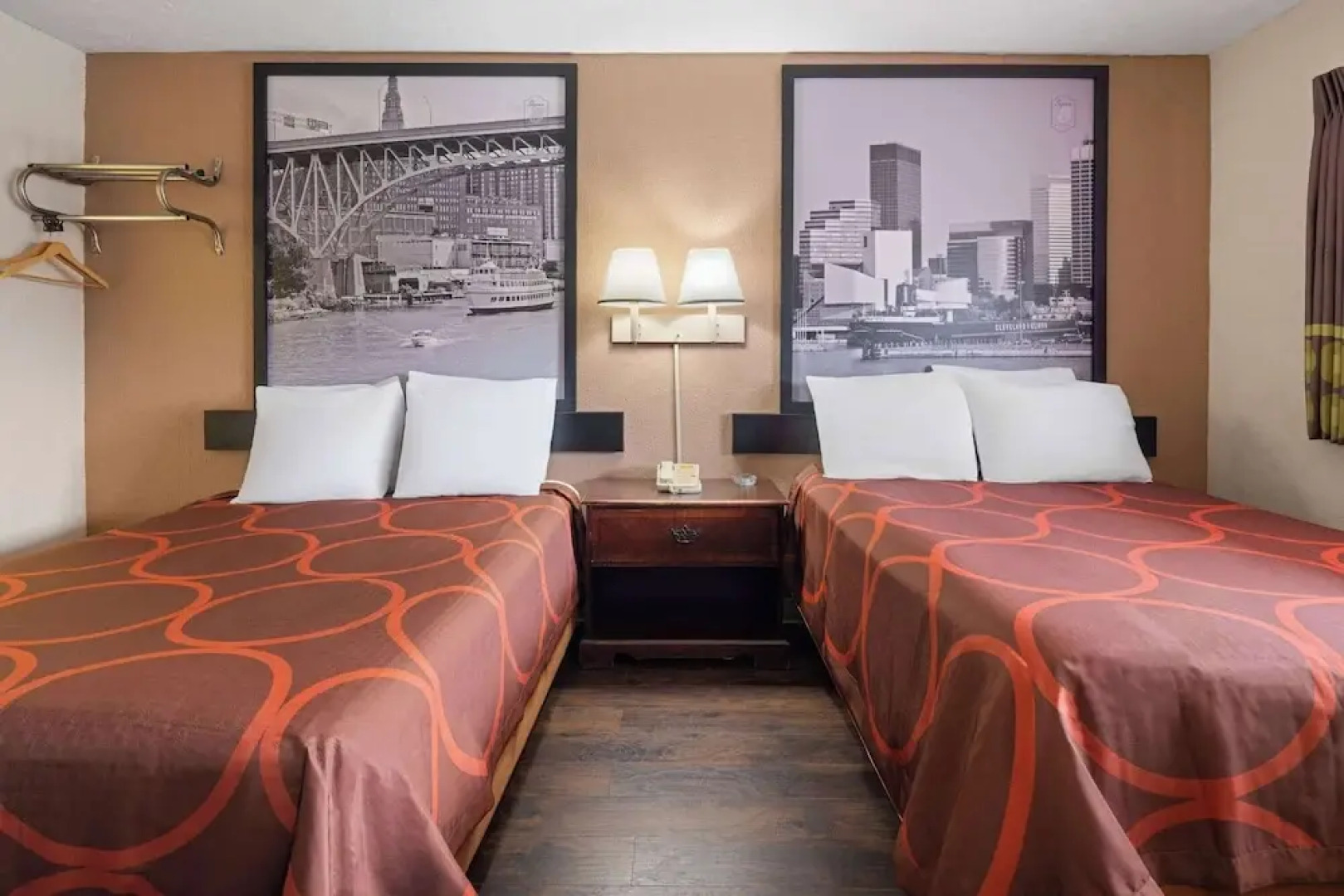 Super 8 by Wyndham Youngstown North