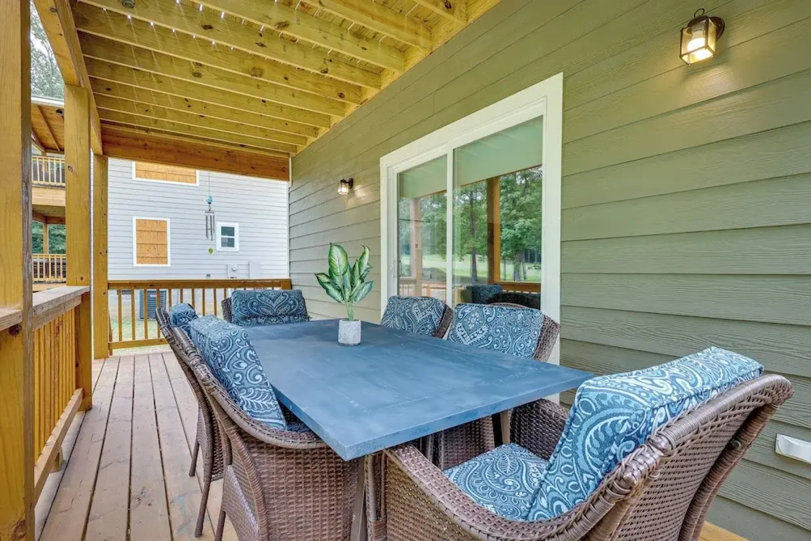 Counce Vacation Rental w/ Private Deck: Near Golf!