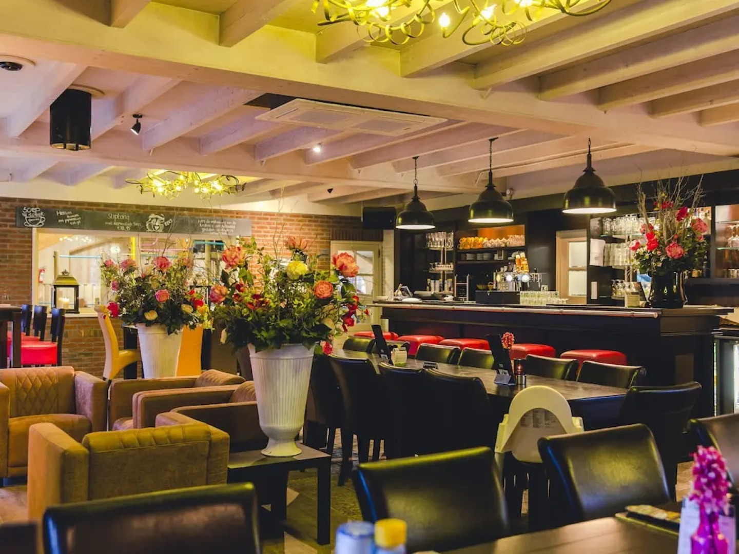 Furnished Chalet with Garden