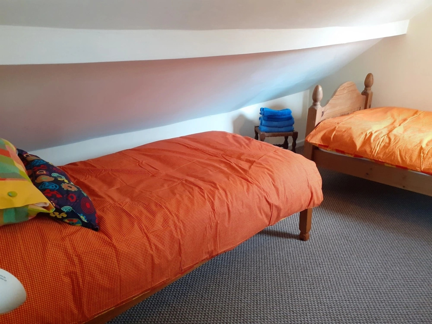 Inviting 3-bed Cottage Close to Pwllheli