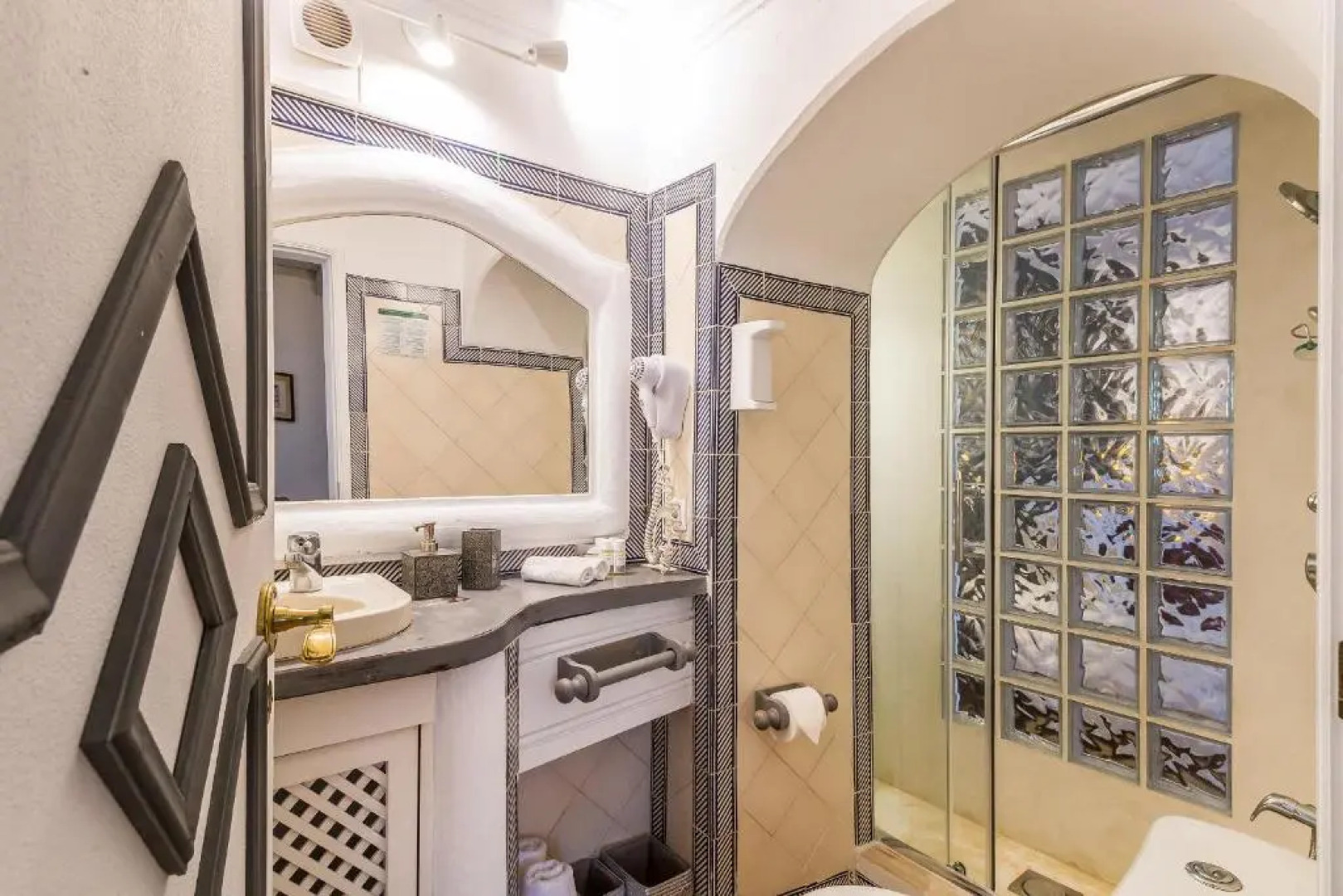 Casa Belaventura Suites Boutique Eco