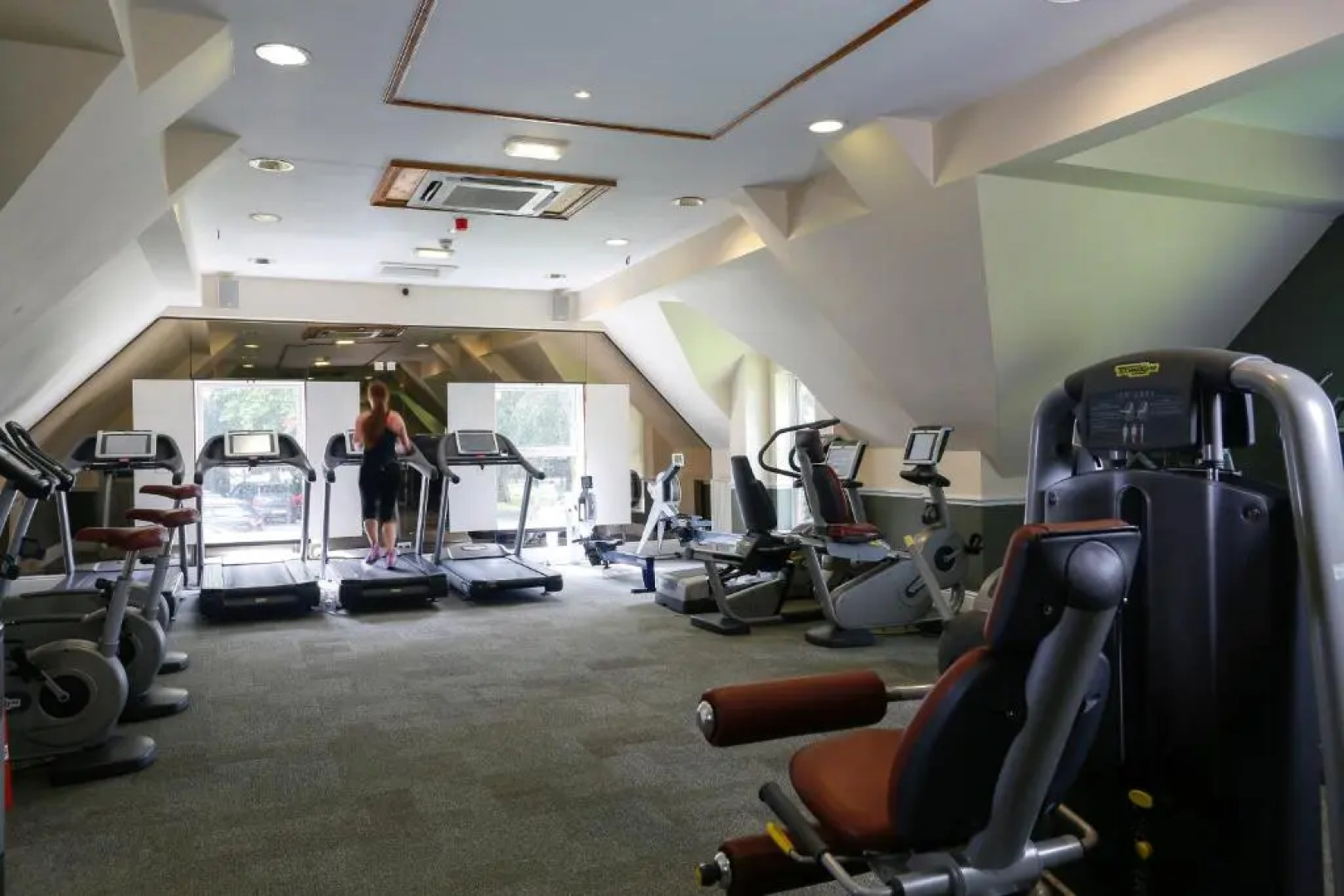 Macdonald Kilhey Court