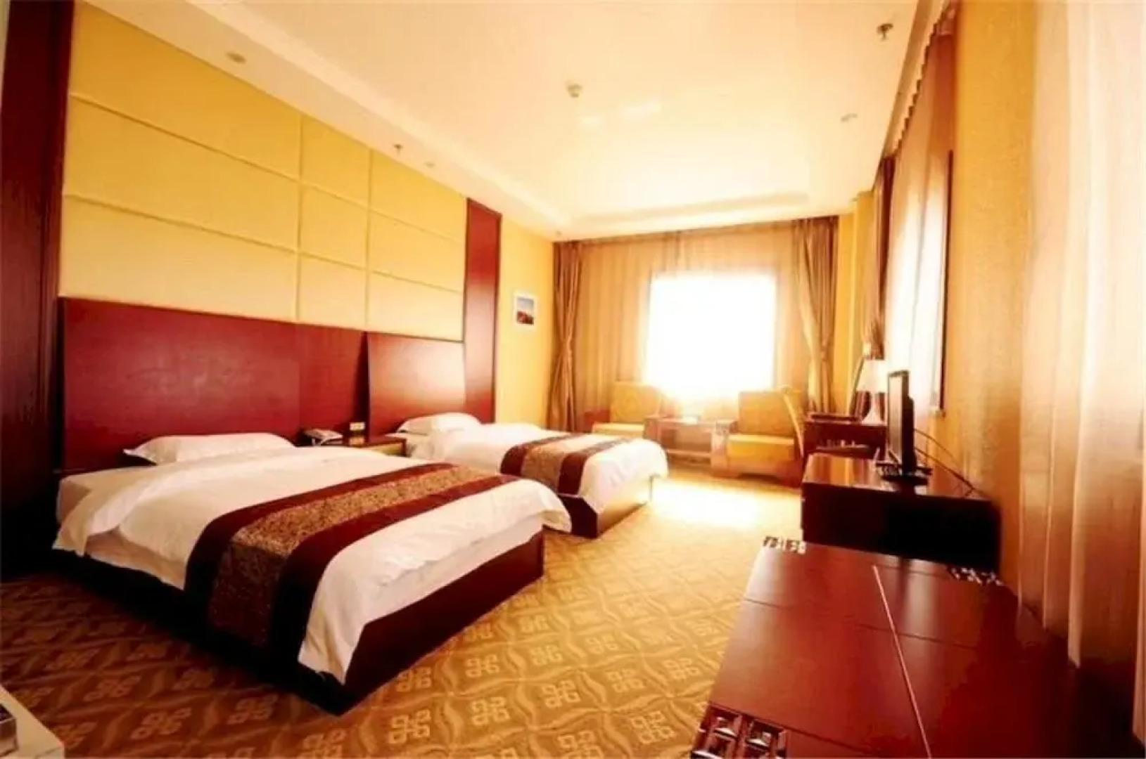 Tian Yuan Holiday Hotel