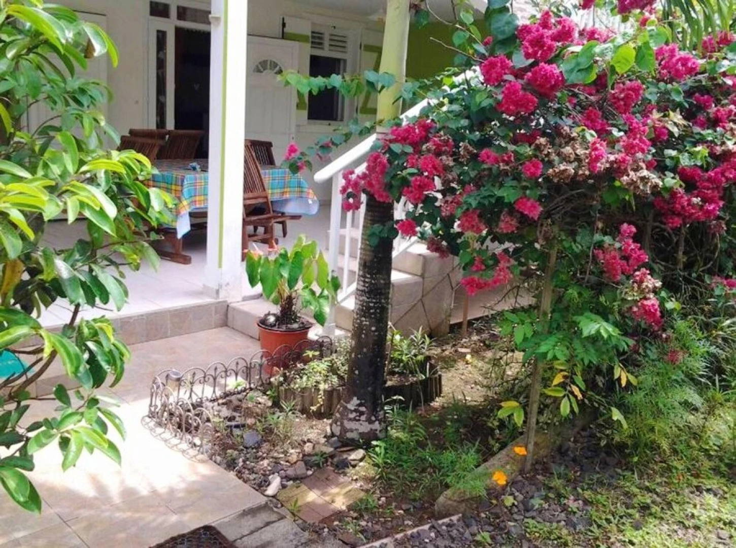 Apartment With 2 Bedrooms in Sainte Rose, With Furnished Garden and Wifi