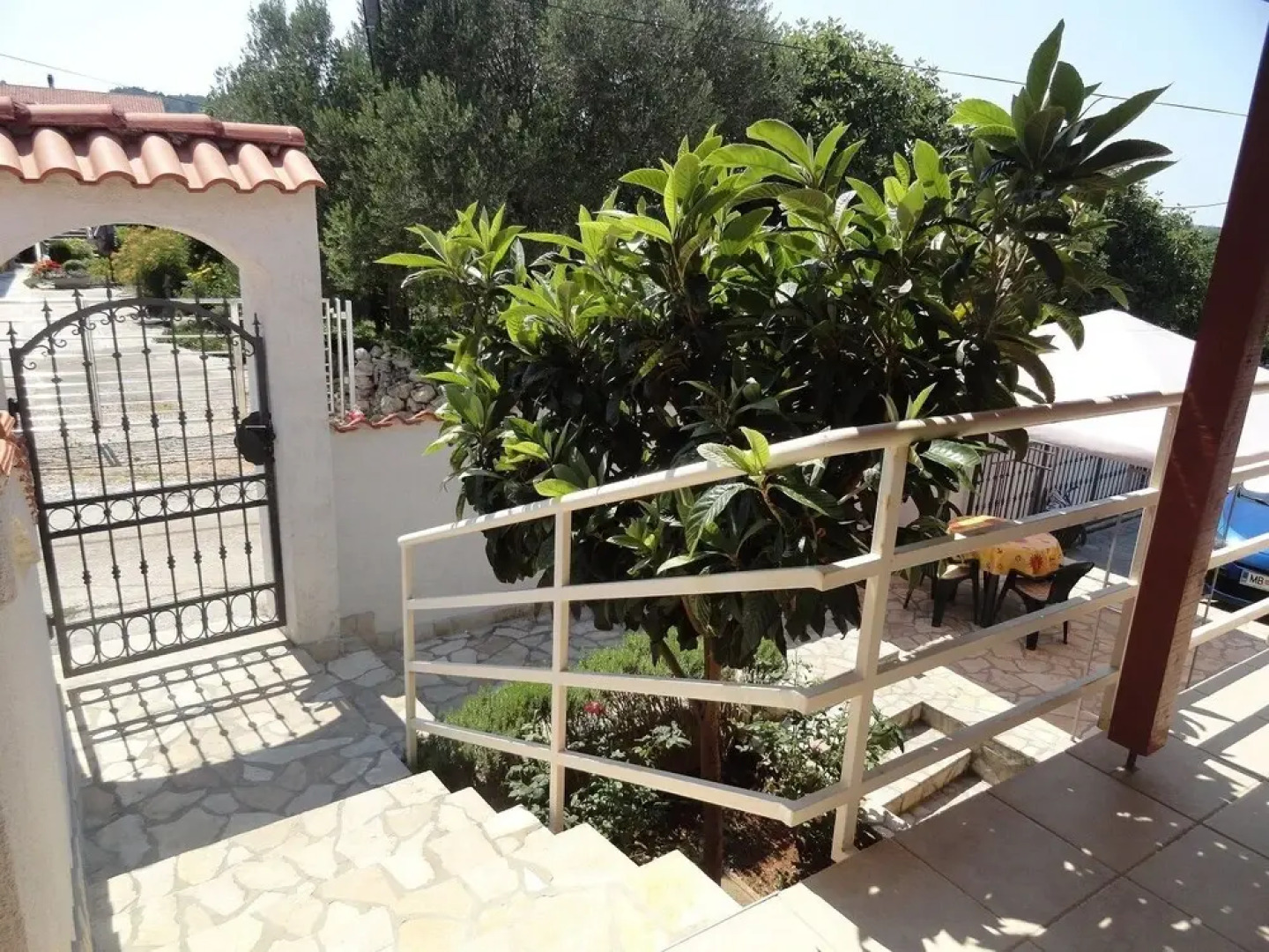 Davor - With Parking - A8