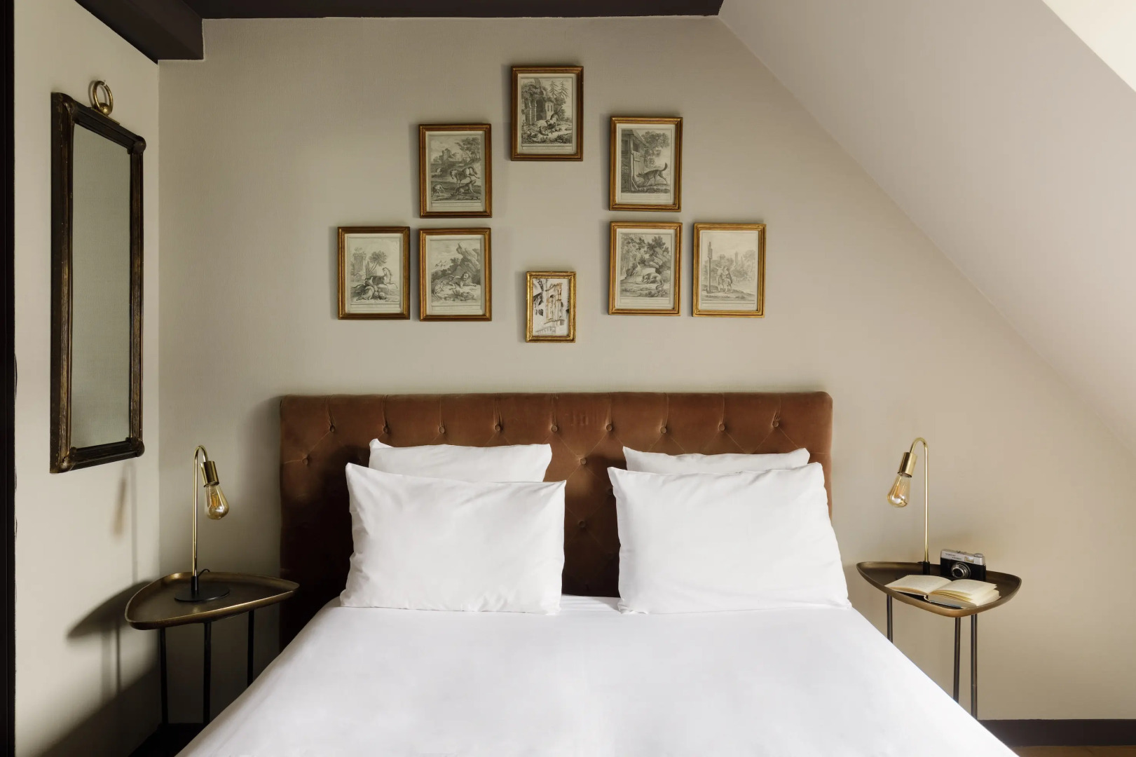 Alberts Hotel (ex Angely)