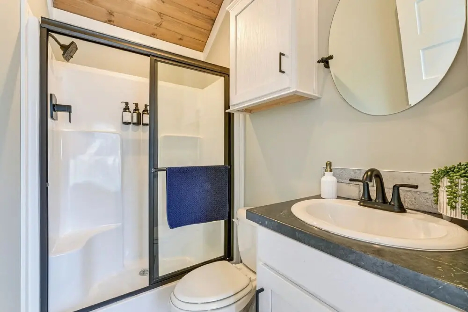 < 1 Mi to Marina: Pet-friendly Lake Norman Home!