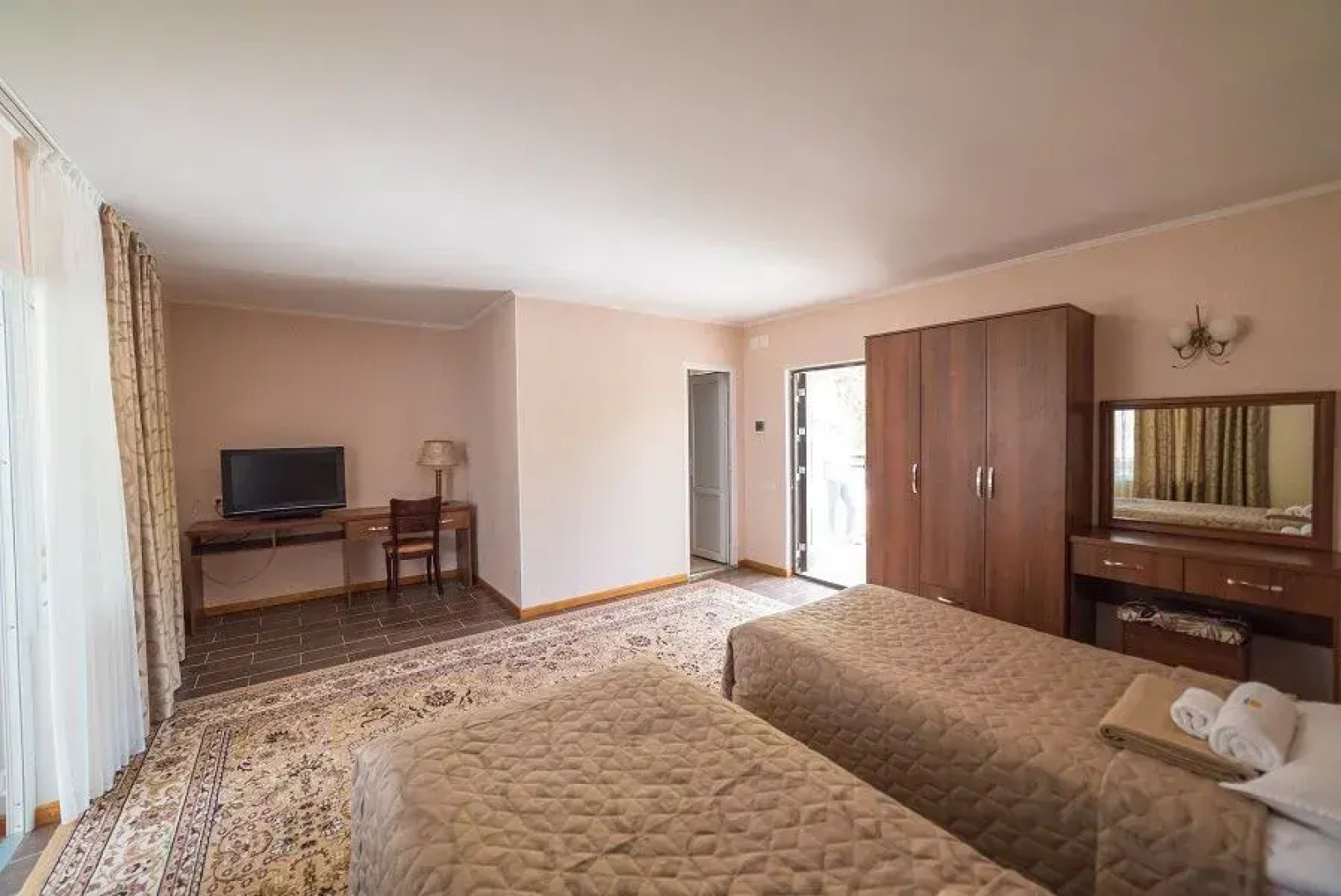 Отель Акун Иссык-Куль