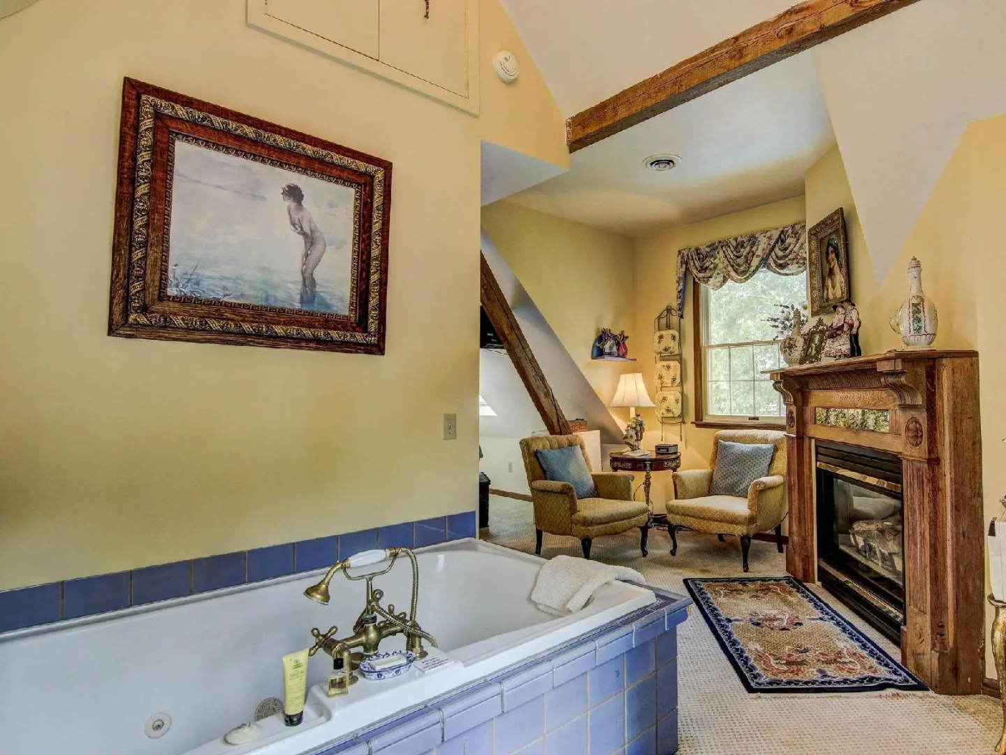 James Mulvey Carriage House Inn