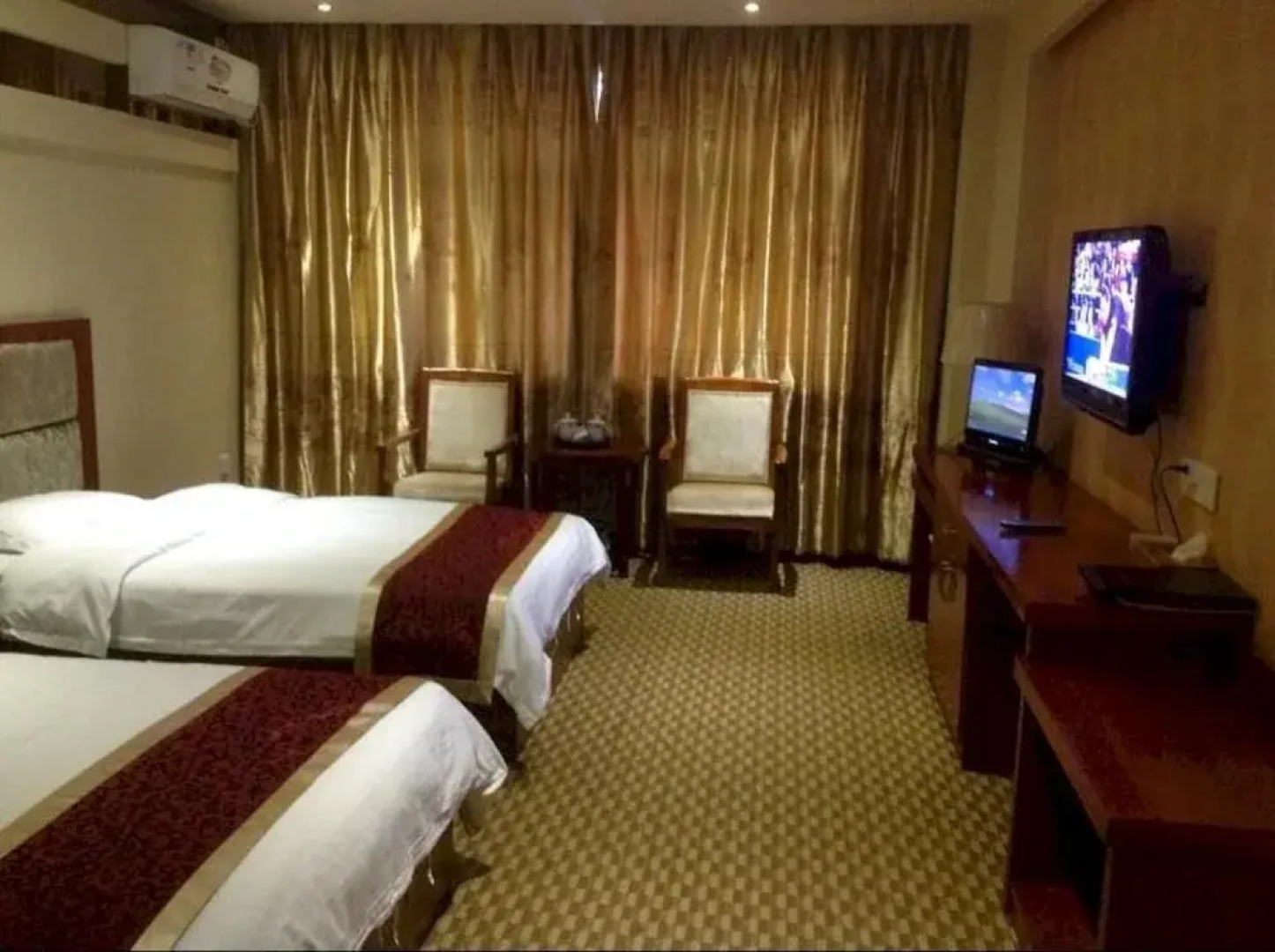 Yudu Huangguan Holiday Hotel