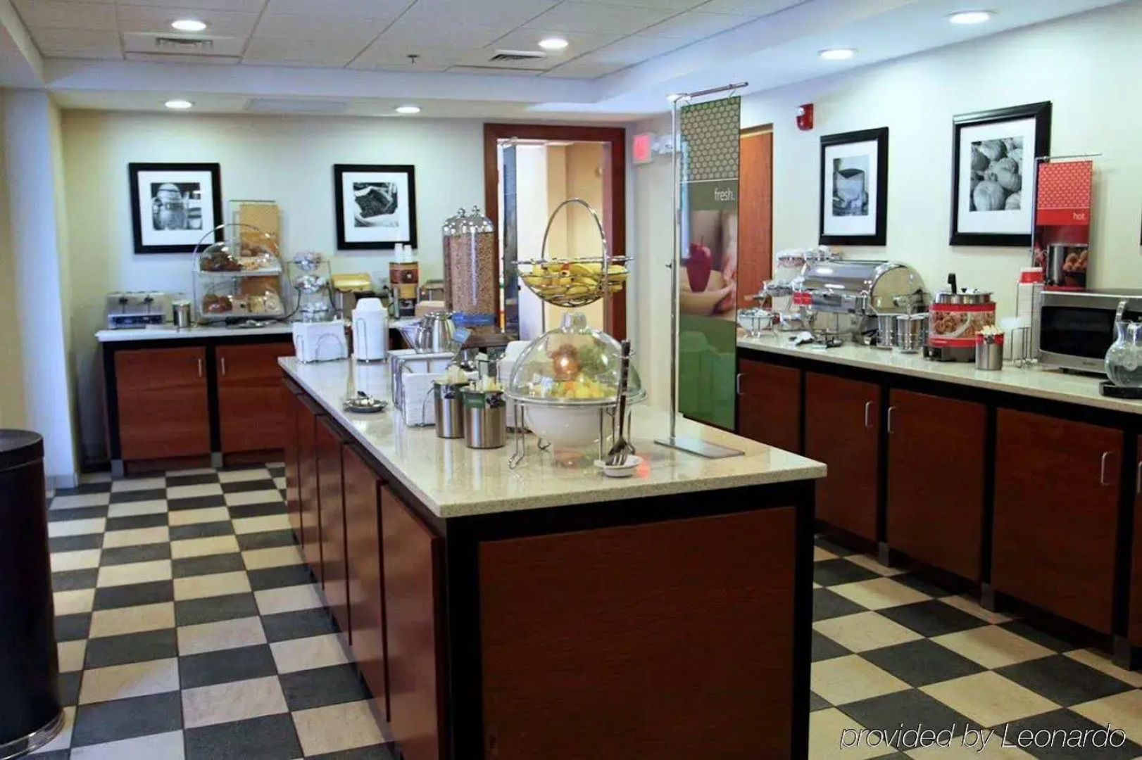 Hampton Inn & Suites Tilton