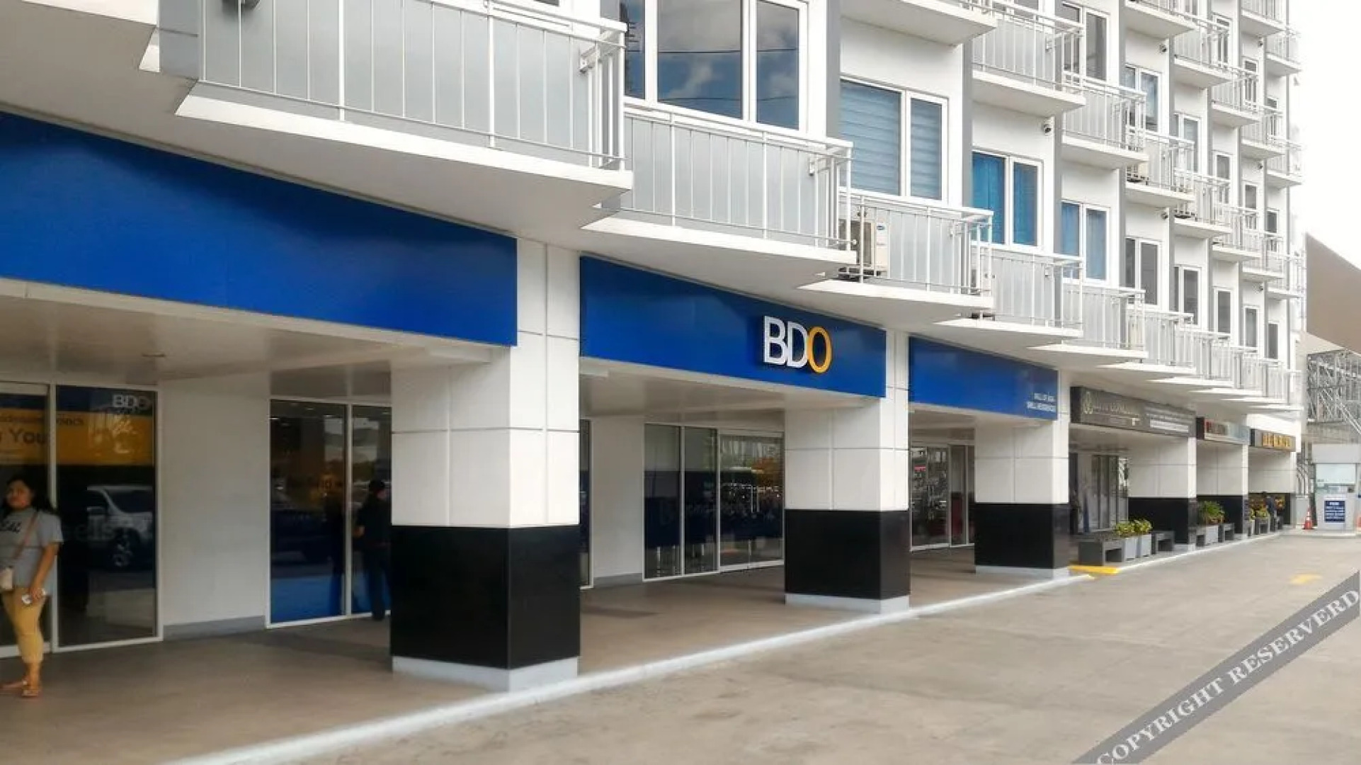 Withus Condotel at Shell Residences