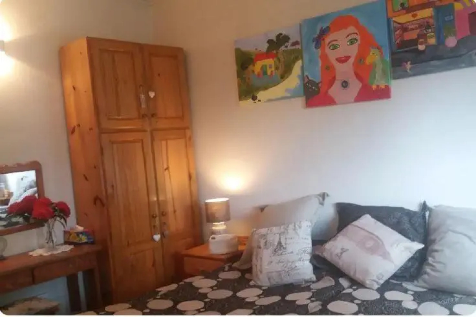 Comfy home-tropical garden & 5 min walk to beach