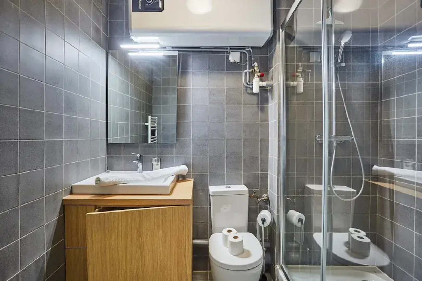 New Apartment Boulogne Facing the "passage"